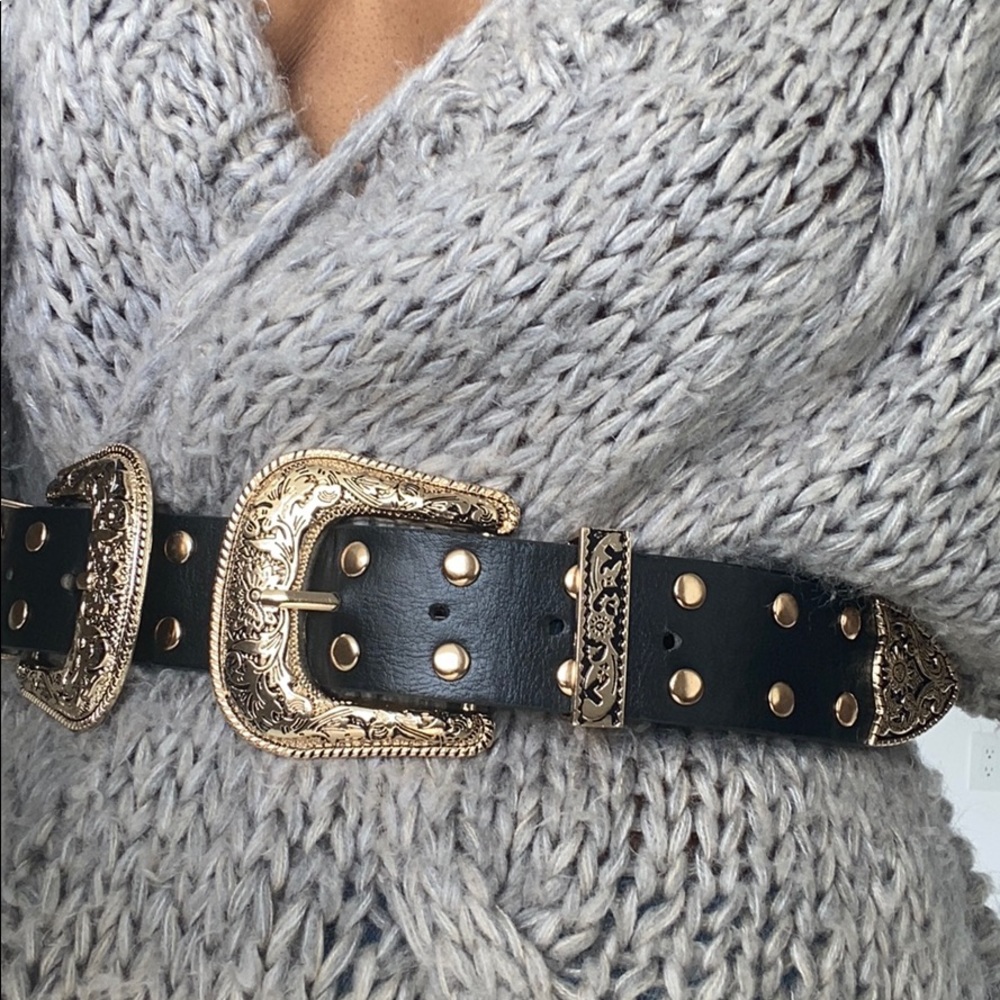 BABY BRI BRI HIP BELT IN BLACK AND GOLD